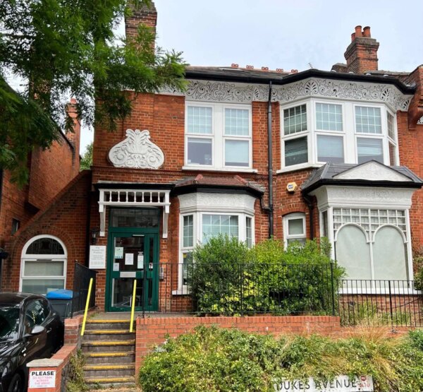 kita-kinderzimmer-hamburg-kinderzimmer-UK-muswell-hill-front