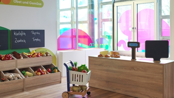 kita-kinderzimmer-villa-goldschmidtpark-hamburg-bahrenfeld-kaufmannsladen-8803_b2.jpg Kita Hamburg Bahrenfeld - kinderzimmer Villa Goldschmidtpark