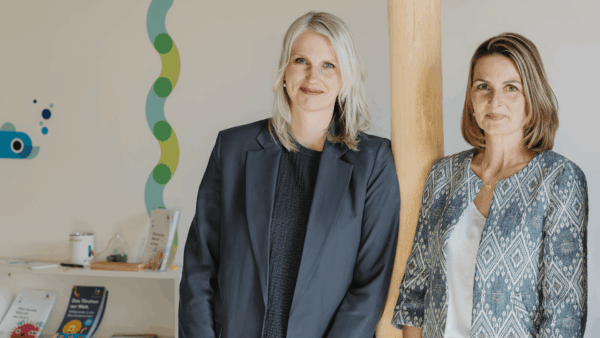 kita-kinderzimmer-hamburg-geschäftsführung Porträt von Kathrin Stojakovic aus der Kita kinderzimmer Hamburg