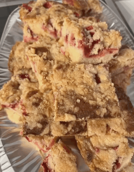 kita-kinderzimmer-eißendorf-hamburg-backen-grießkuchen-Bildschirmfoto 2024-10-09 um 11.14.58 Gebackener Grießkuchen mit Streuseln in der Kita kinderzimmer Hamburg